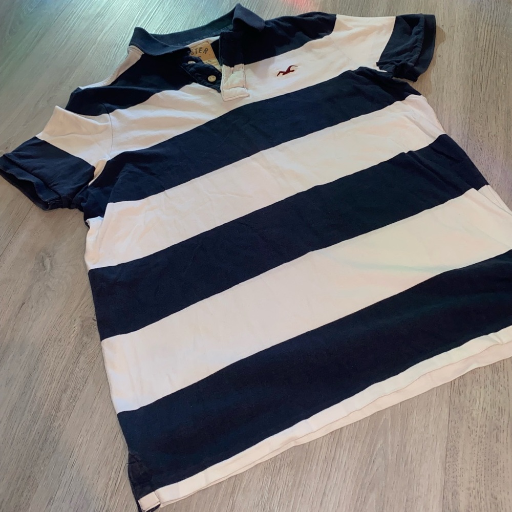 Stripped Navy Hollister Polo Size Large